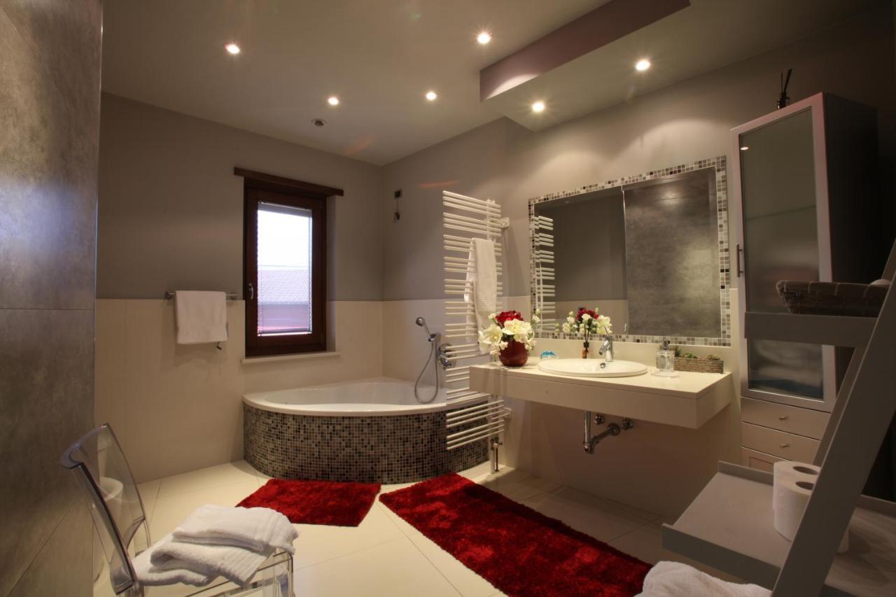 Bed & Brekfast Da Kate Dreams And Colors Bed & Breakfast Foglizzo Exterior foto
